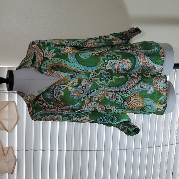 Zara button up top - Picture 9 of 9